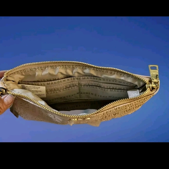 Steve Madden Womens Wristlet Travel Bag Pouch Pink Blush NWT - Picture 3 of 6